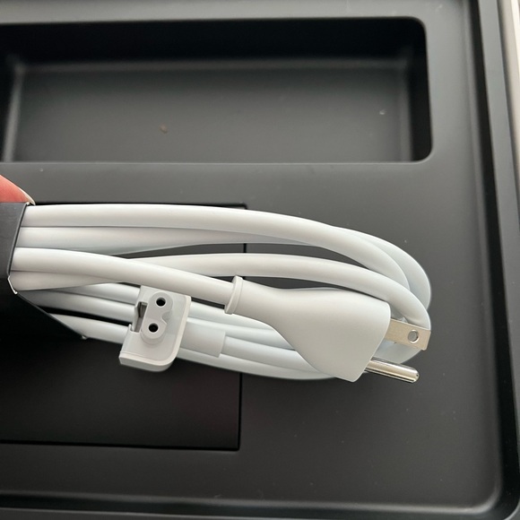 MacBook Air Original Box + Unused Apple Power Adapter Pristine Condition - Picture 6 of 7